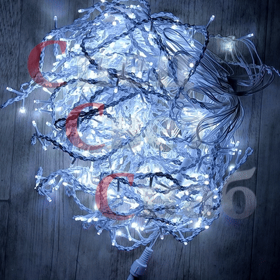 Светодиодная гирлянда бахрома Белая 25 x 0,7м Мерцающая Эконом